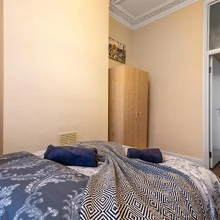 Apartment Cozy One Bedroom London