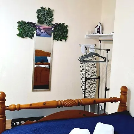 Lovely Private Near Central Apartment
