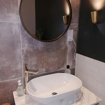 Beautiful Maisonnette Flat In Islington Apartment London