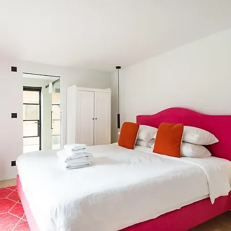 Notting Hill Playhouse Apartment *
