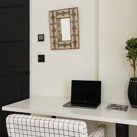 Notting Hill Playhouse Apartment London