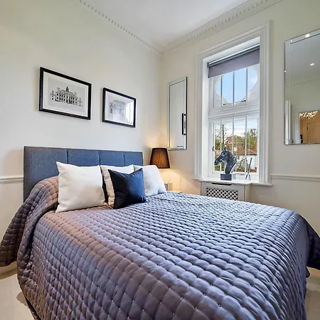 Finest Retreats - Hampstead