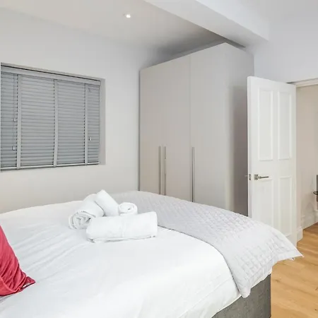 Modern Lovely 2 Bed Hyde Park With Ac Apartment London