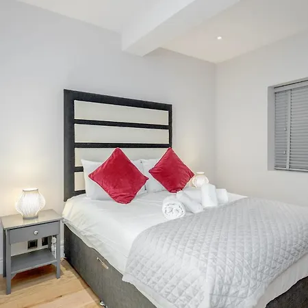 Modern Lovely 2 Bed Hyde Park With Ac