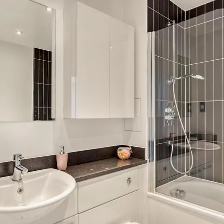 Delightful Wandsworth Apartment London