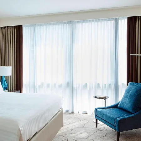 호텔 Marriott Canary Wharf 5*