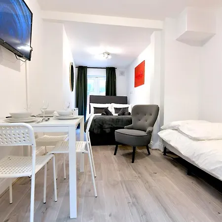 Apartman Stylish By Luxestays Fulham London