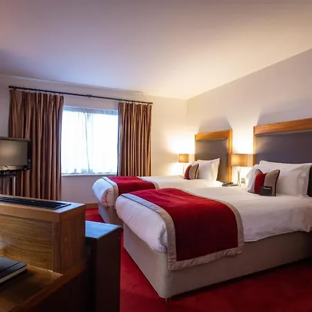 Bermondsey Square - A Bespoke 4* London