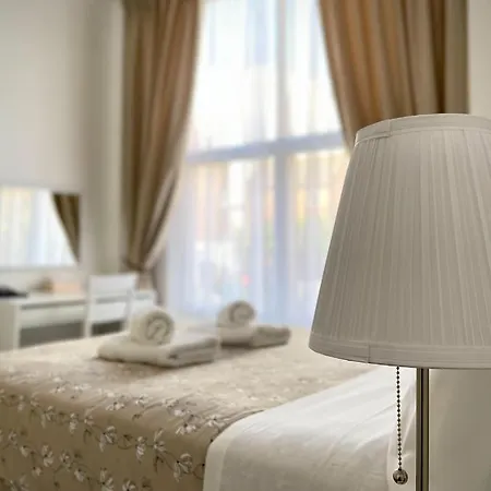 The Gateway Hotel London