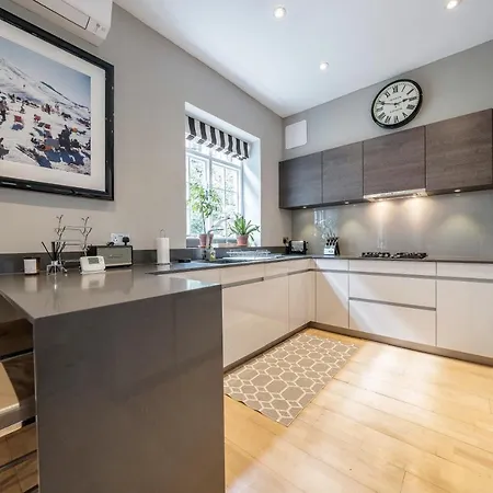 Luxurious Mews House Next To Hyde Park Appartement Londres