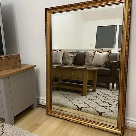 Apartmán Beautiful 2 Bedroom Flat In London! Near Excel O2 Arena And Central! With Garden