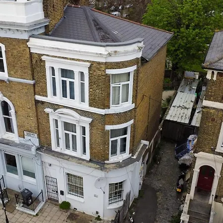Cozy One Bedroom Apartment London