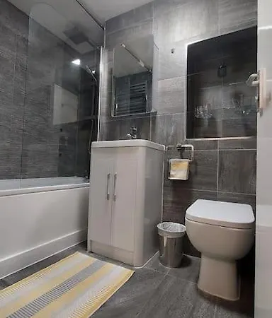 Apartment, Kings Cross 6 Mins Walk *