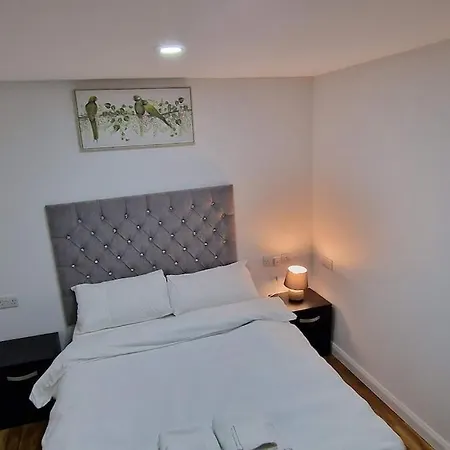 1 Bedroom Eltham