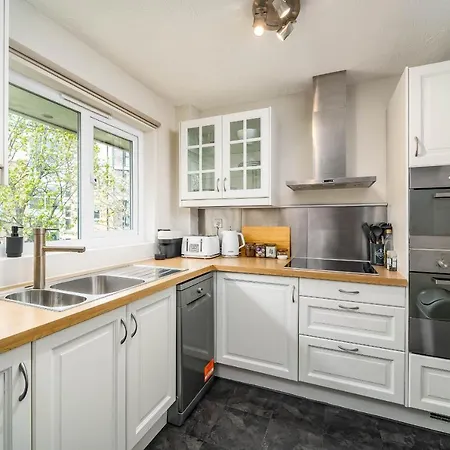 Homely And Stylish Bermondsey With Parking * London