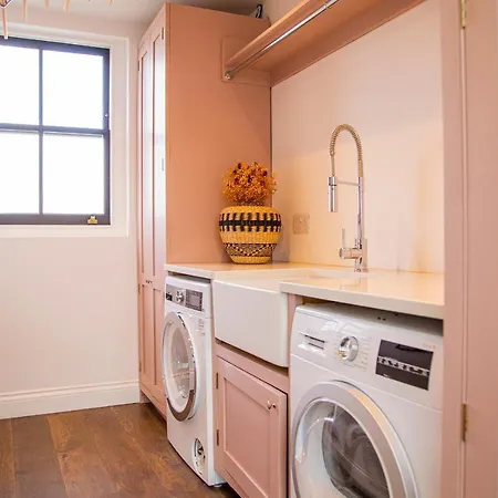 The Luxury Fulham Townhouse *