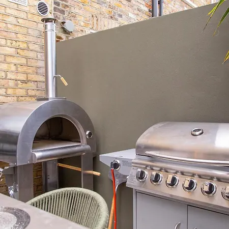 بيت للعطل The Luxury Fulham Townhouse