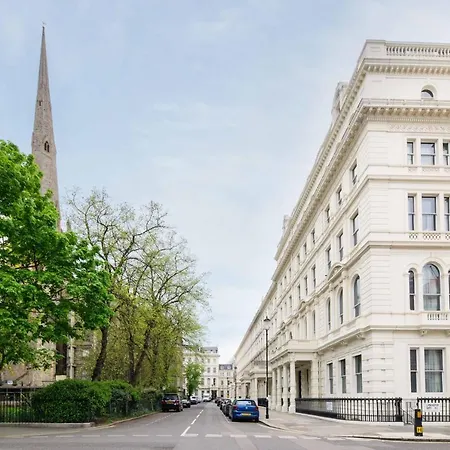 Apartment Art Deco Oasis: Hyde Park Adjacent *