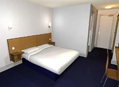 Travelodge Wembley Ξενοδοχείο 3*