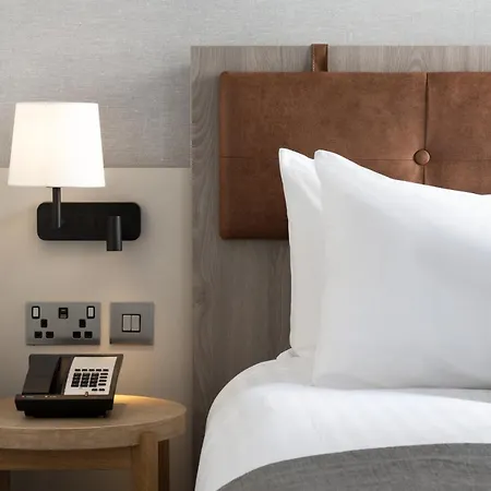 Staybridge London-vauxhall By Ihg 4*