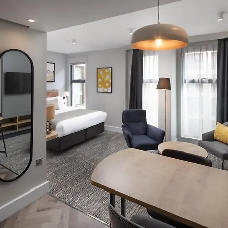 Staybridge London-vauxhall By Ihg Hotel
