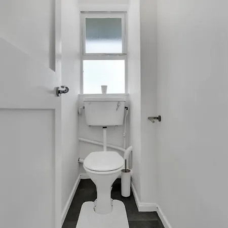 Bright 2 Bedroom In Westminster, Close To Buckingham Palace And River Thames *