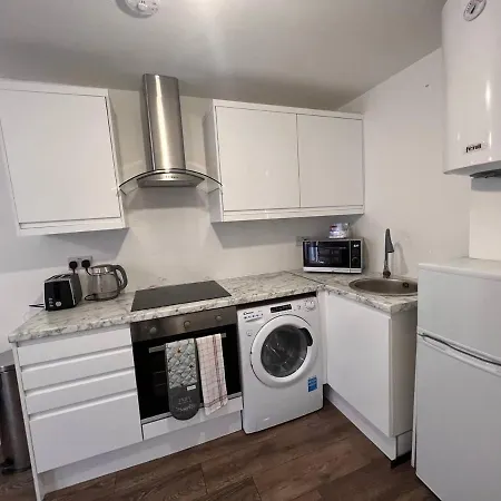 Star London Vivian Avenue 1-bed Hideaway With Garden Apartamento