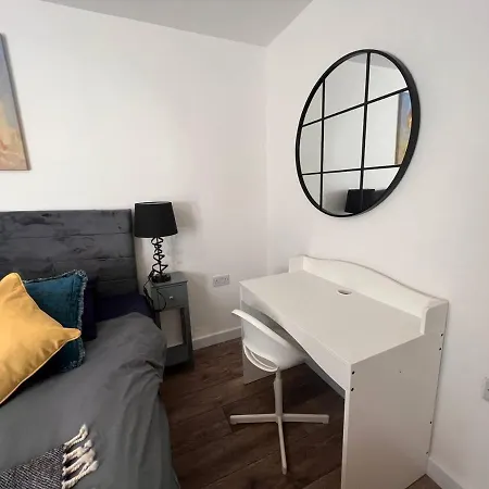 Star London Vivian Avenue 1-bed Hideaway With Garden Apartamento Hendon