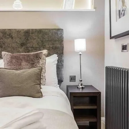 Covent Garden / Trafalgar / Leicester Sq Diamond Apartment London