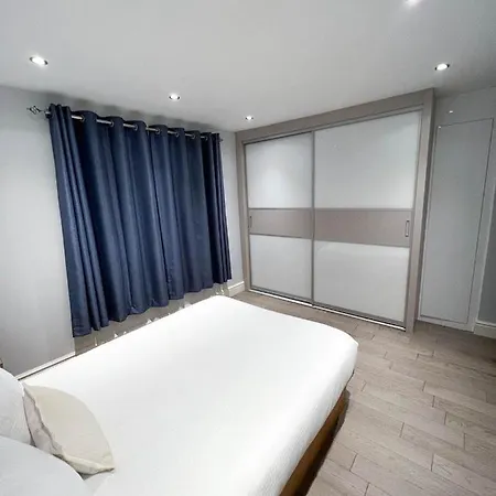 Apartment Modern 1 Bedroom Flat Close To Vauxhall *