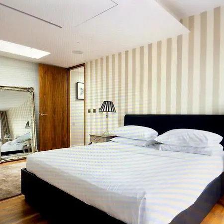 Bed & Breakfast Central London Bed & Breakfast *