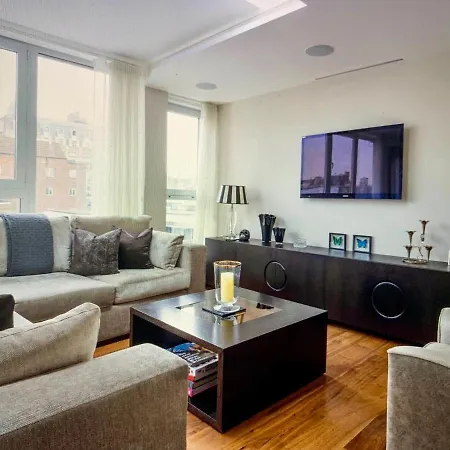 Central London Bed & Breakfast * London