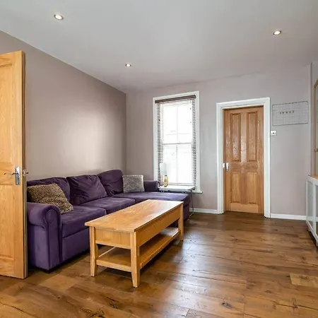 Luxury Located Near Marble Arch & Baker Street Apartment
