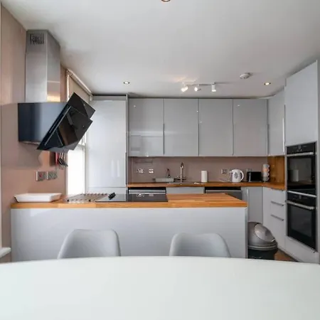 Luxury Located Near Marble Arch & Baker Street