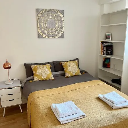 2 Bedroom Near Euston, King's Cross アパート ロンドン