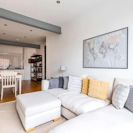 Apartment Trendy Elephant And Castle *