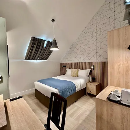 The Pillar 4* London