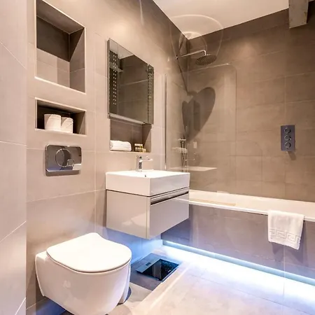 Apartment Trendy Elephant And Castle *