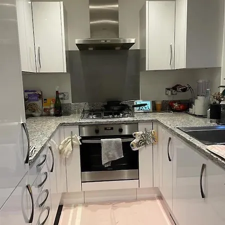 Superb 1-bedroom Flat In The Heart Of Notting Hill * London