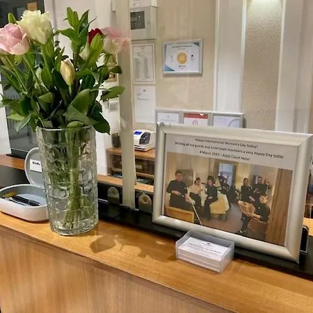 Astor Court Hotel 3*