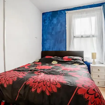 Homestay Near Tottenham Hotspur Stadium London