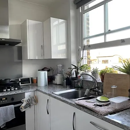 Superb 1-bedroom Flat In The Heart Of Notting Hill * London