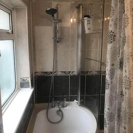 Double Location 2 Homestay