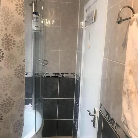 Double Location 2 * Plumstead (Greater London)