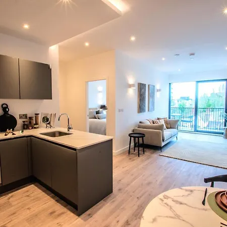Apartamento By Charles Hope *