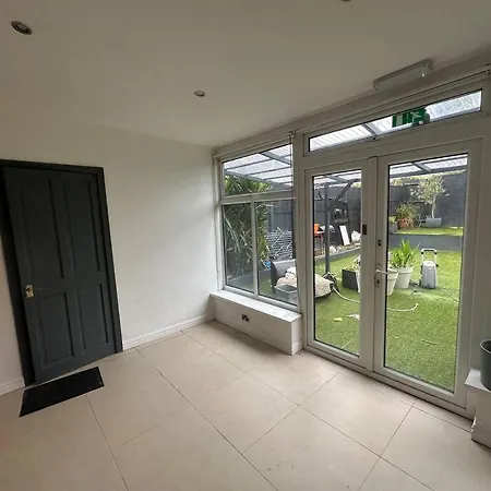 Holiday home 5 Bedroom House Se6