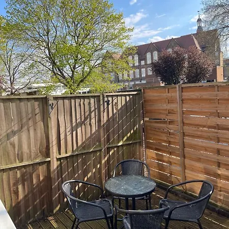 Apartment Sootheus - Cosy Surrey Quays *