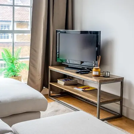 Apartment Trendy Elephant And Castle