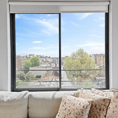 Luxurious Harrods Penthouse With Stunning Views Appartamento Londra