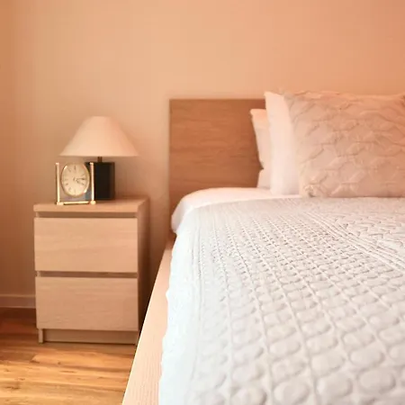 Canary Wharf, E14 9pw, 2 Bedroom *